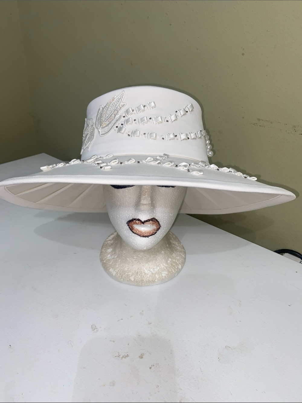 Gorgeous Snow White Dress Hat / Church Hat by Ben Marc